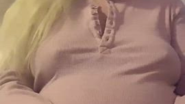 Pregnant titty drop ????????????