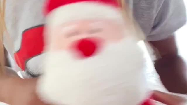 All I want for Christmas is you and I doing porn on tik tok