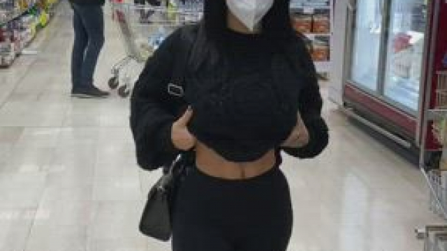 Flashing in a store