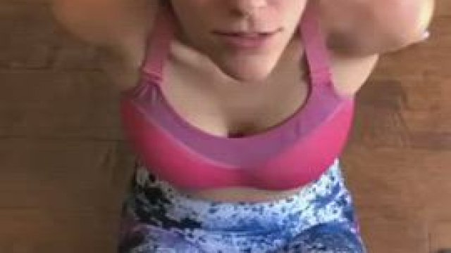 Sexy workout babe gets covered in cum