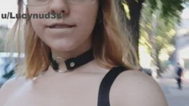 boobs on the street! :3
