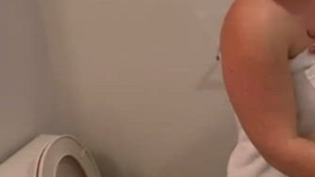 This one is amazing and I keep cumming back to it