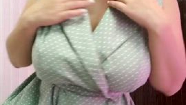 Would you try to fuck mommy's boobies?