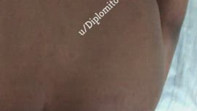 My white dick painting a black chick’s ass white ???? (OC)