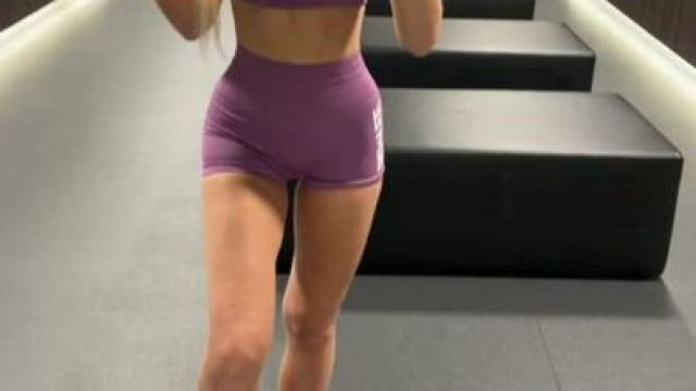 smash or pass a 19 year old gym student?