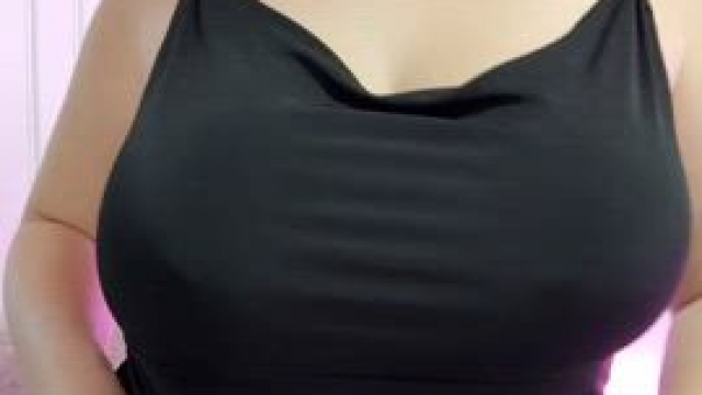 Wanna use my juicy boobs as a cum target?