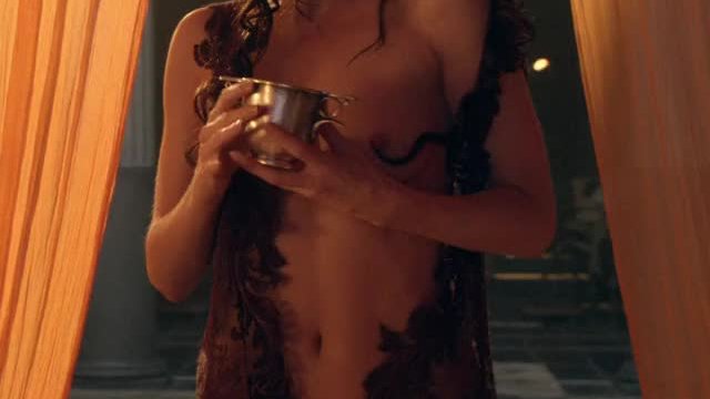 Jaime Murray in 'Spartacus: Gods of the Arena' [S01E03]