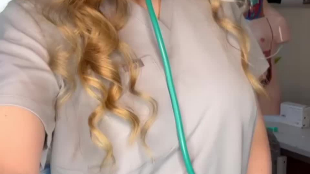 fuckdoll nurse with a stethoscope that needs a little help – can u assist ;)