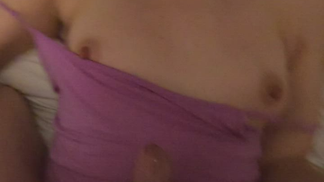 Cum on my tiny tits ??