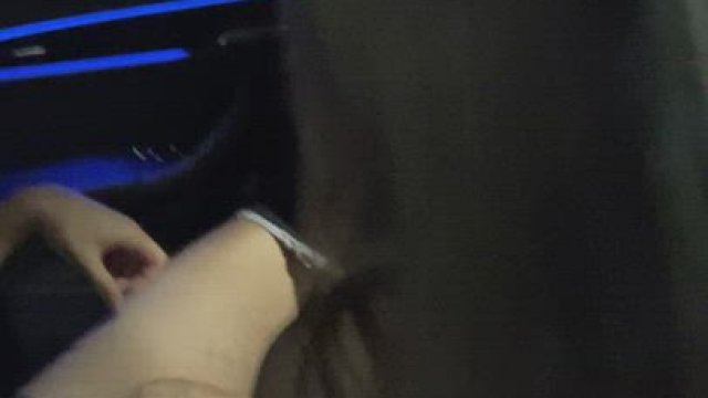 A good girlfriend will blow you anywhere ♥️