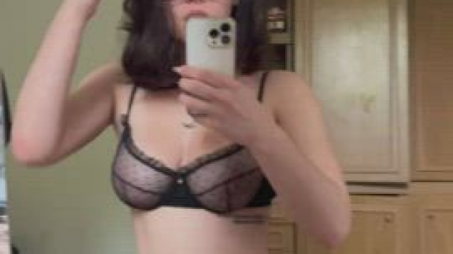 this underwear is very beautiful, but the tits should be visible