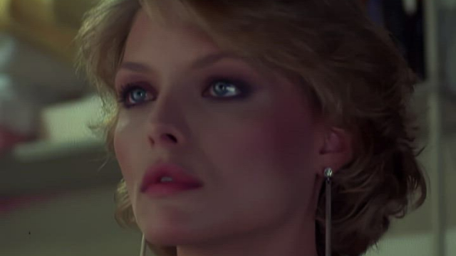 Michelle Pfeiffer - beautiful naked plot in Into the Night (1985)