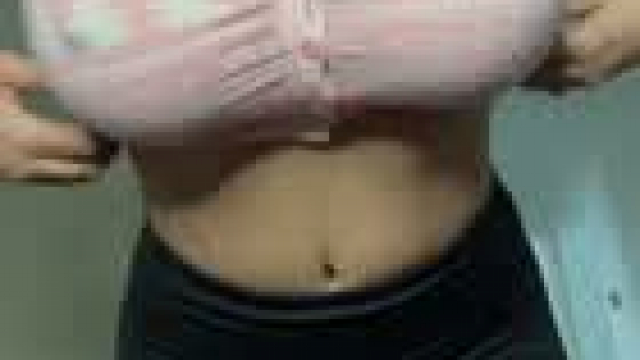 My mom boobies f/33