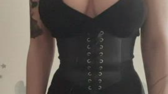 this outfit makes me so sexy and hot
