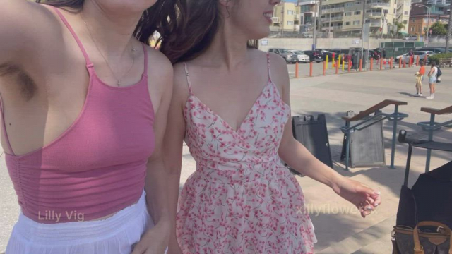 My friend and I were feeling flashy! [GIF]