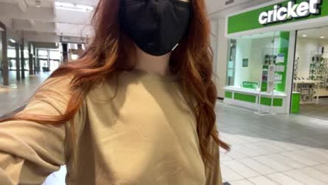 This is what everyone comes to the mall for, right? ???? [F]