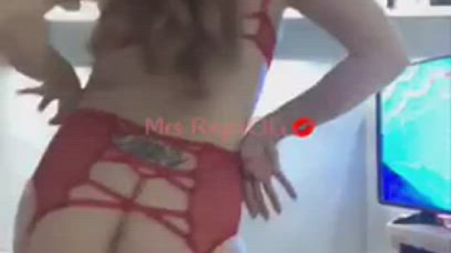 A clip of a dance vid I made, this is my fave lingerie set