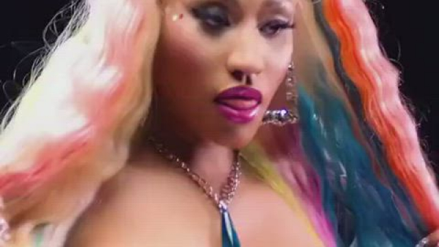 Nicki Minaj has absolutely perfect tits