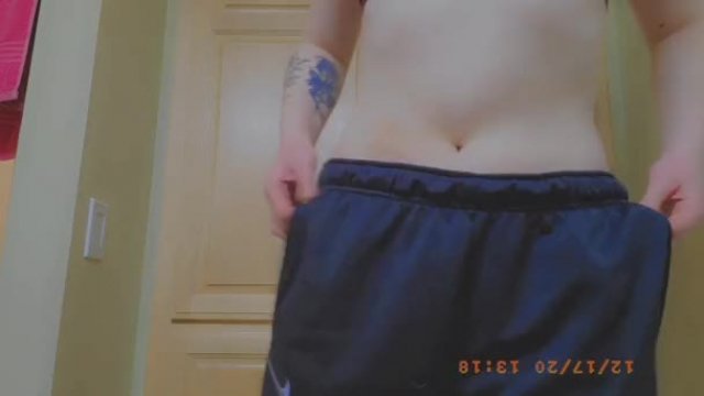 [f] Are my panties cute? 
