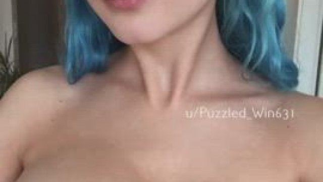 Squeezing boobies